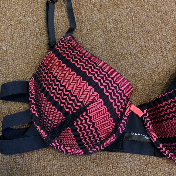 2/$30 Design Lab sexy and delicate bra. Pink and b - Picture 2 of 5